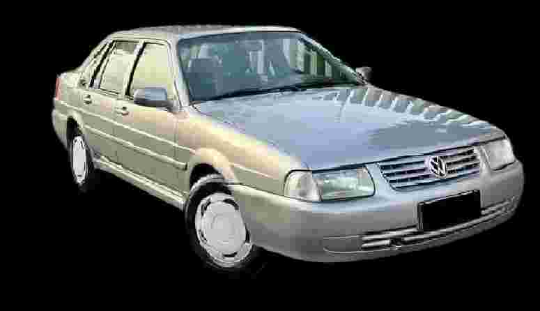 VW - VolksWagen Santana 2.0 Mi 2p e 4p - 2001 - Gasolina