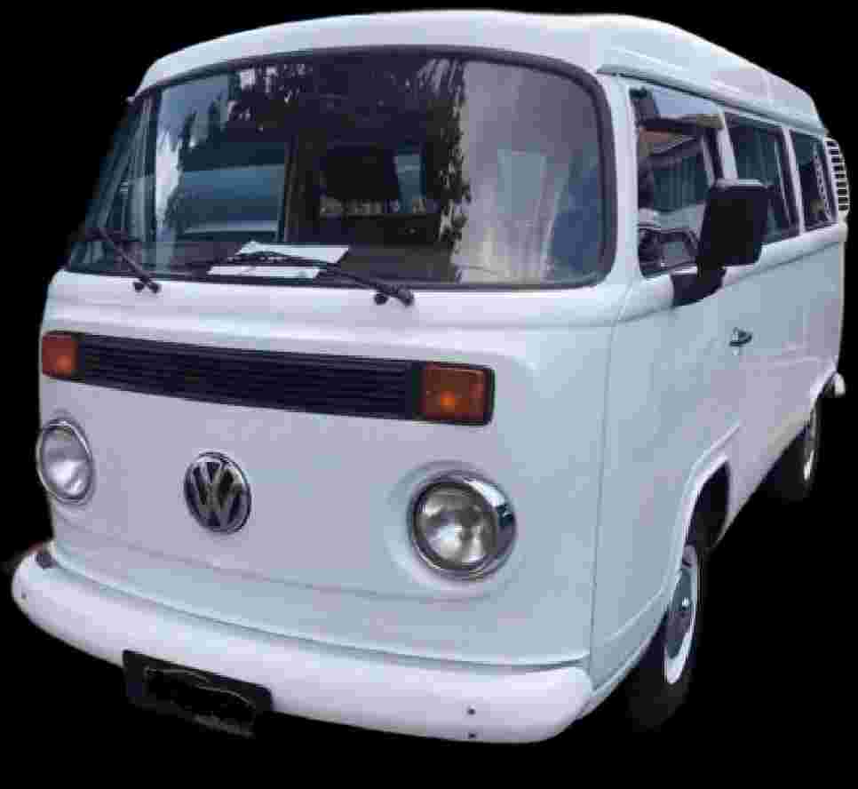 VW - VolksWagen Kombi Lotação 1.6 MPi - 2005 - Gasolina