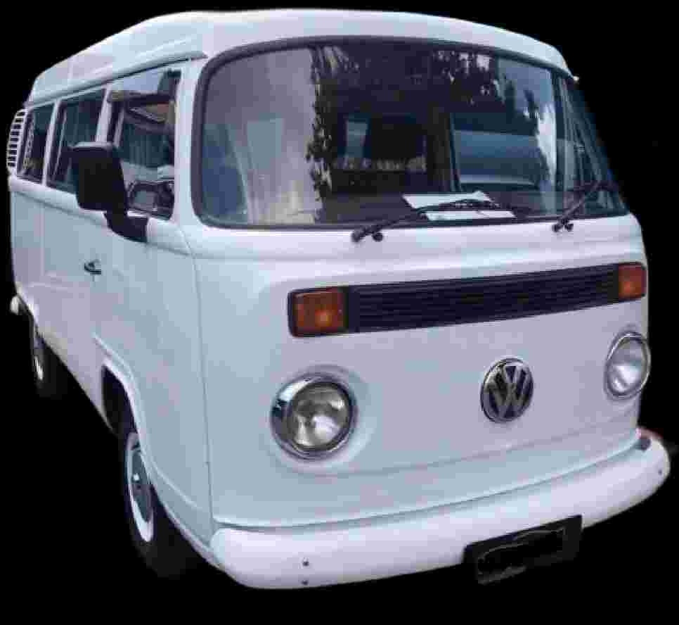 VW - VolksWagen Kombi Lotação 1.6 MPi - 2006 - Álcool