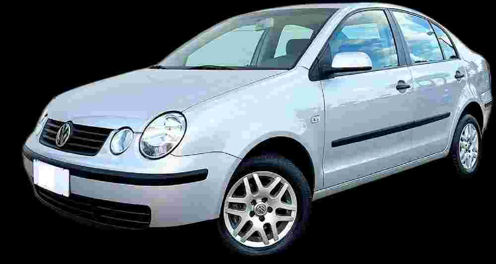 VW - VolksWagen Polo Sedan 1.6 Mi 101cv 8V 4p - 2003 - Gasolina