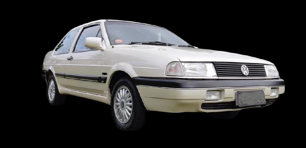 VW - VolksWagen Santana 2.0 Mi 2p e 4p - 1995 - Gasolina