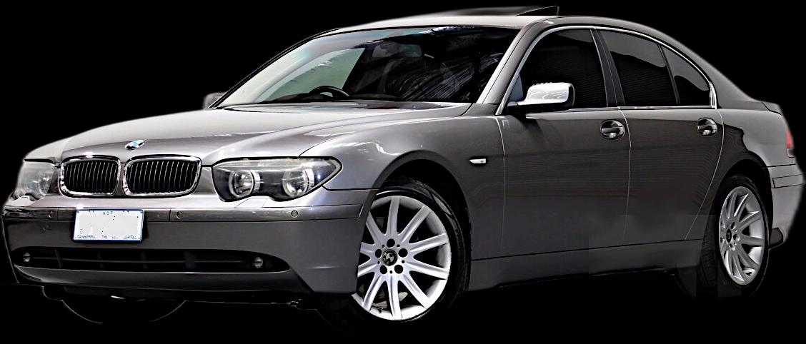 BMW 745iA 4.4 V8 32V 333cv - 2004 - Gasolina